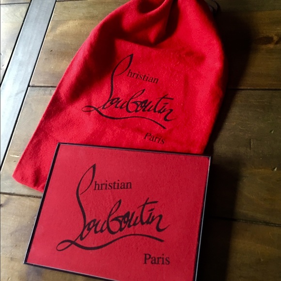 Christian Louboutin dust bag 🛍🎨 - Picture 2 of 9
